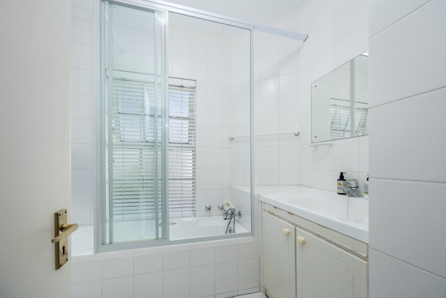 3 Bedroom Property for Sale in Zevenwacht Farm Village Western Cape